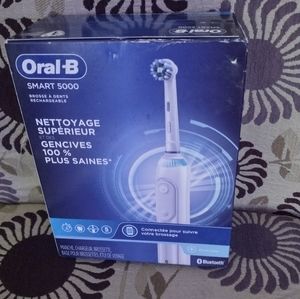 Nwt Oral B smart 5000